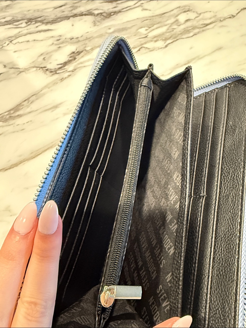 Steve Madden Blue Zip Wristlet Wallet - Picture 5 of 5